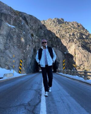 Rui Andrade Instagram - 𝗲𝗿𝗮 𝘂𝗺𝗮 𝘃𝗲𝘇… 𝗻𝗮 𝗦𝗲𝗿𝗿𝗮 𝗱𝗮 𝗘𝘀𝘁𝗿𝗲𝗹𝗮 📍
_
_
#serradaestrela #winter #travel #levis #nature #photogram #photography #photo #potd