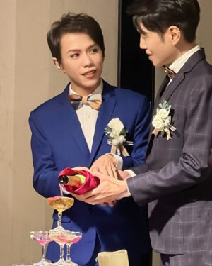 Rui-di Weng Instagram - 💒來嘉義參加好友幸福的婚禮🌈 很開心他們選擇了彼此，一起扶持踏入人生另一個階段！滿滿家人、親友的祝福，真的好感動🥰🥰🥰