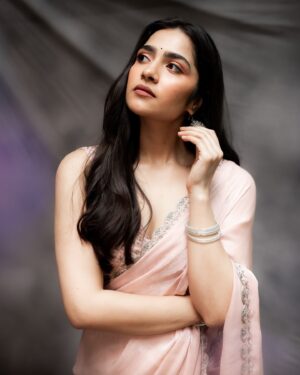 Rukmini Vasanth Instagram - 🎀💖🩰🌷✨
Photographs: @vasukikarkone 
Makeup: @makeupbyabhilasha 
Hair: @harsshasingh1 
Outfit: @nadahnamrathanatarajan