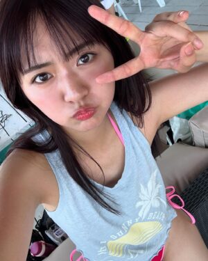 Runa Toyoda Instagram - 今週末はヤンマガ海の家𓇼 🌊 
あわせてヤンマガWebのグラビアもチェックしてねん