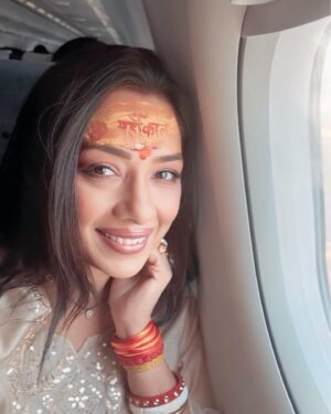 Rupali Ganguly Instagram - Jai Shree MAHAKAAL ♥️🙏🏻

#lategram #april #travel #ujjain #rupaliganguly #anupamaa #love #jaimatadi #jaimahakal 
@navgauriboutique