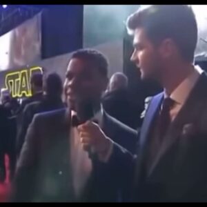 Russell Curry Instagram - Commercial number two of my ENTIRE LIFE and it’s a Superbowl Commercial! 🙌🏼

I’m beyond honored and grateful to have had this experience. From the most I’ve ever laughed in an audition with director @quinnk to getting to meet the legendary Paul Hunter (who said I was “really funny” 🫠) this was honestly a dream.

We shot so many hilarious, alternate takes that ultimately didn’t make it in, but hey - you still can see me wincing in pain from making a very dumb decision 😂

Thank you so much to @nyxcosmetics @prettybirdpic @broad_cast.tv @quinnk Paul Hunter and of course my team at @sbvtalent and @trinitimanagement - We’re  just getting started! 

Keep an eye out for me if you're watching the big game today 🏈