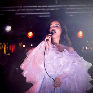 Ruth Lorenzo Instagram - Gracias #Barcelona por tanto amor en este encuentro de libertad, reivindicación, visibilidad y celebración que es el @pridebarcelona. ¡Nos vemos pronto! 💗✨ #pride2024

👗 @manueldelavegaoficial 
📸 @yleniaphotography, @pridebarcelona

Thank you @pridebarcelona. I felt all your love on that special day full of visibility, celebration and freedom 💗✨