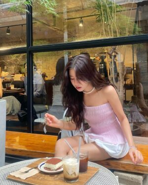 Rutricha Phapakithi Instagram - 해방촌 또 갈거야~🌸