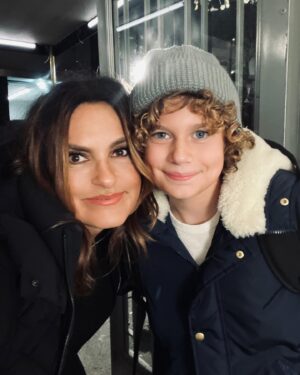 Ryan Buggle Instagram - Tomorrow my football 🏈 skills SHINE on an all new @nbclawandorder also @therealmariskahargitay let me do the clapper so life is great