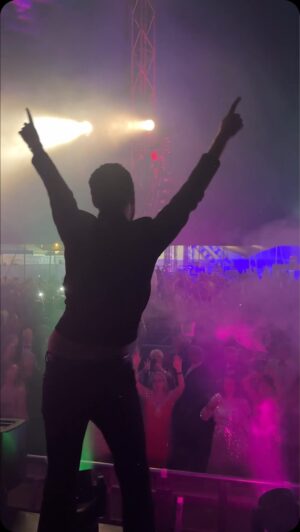 Rylan Clark Instagram - Get ready with me @henleyfestival edition