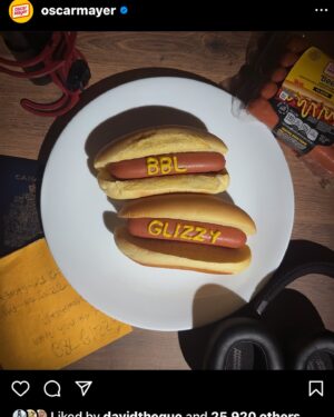 S. Dilla Thomas Instagram - Oscar Mayer comes from Chicago 😂😂😂🤷🏾‍♂️
