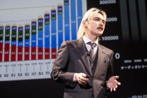 SKY-HI Instagram - 企業、関係者向けカンファレンス
G&G 24
を行いました！

自社ビルを買った話から笑、自社レーベルの立ち上げ、
組織図 / 経営方針 / アーティストマネジメント方針
環境問題 / 音楽業界のビジネス構造
トレーニーの育成方針 / new ???

などなど。自分もCEOピッチは初でしたし、アーティストのパフォーマンスも。皆様にお楽しみいただけた…且つ、BMSGが見る未来が如何に"楽しそう"かお伝えできたのでは、と思っております。

プレゼン部分はYoutubeにも上がっているのでご覧ください！