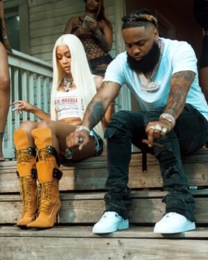 Sada Baby Instagram - Me vs Me, SkubaSada™️ I’m the oldest but my lil brotha The Coldest. 🏕️🦍🏕️ used to have beauty supply earrings n a 500 dollar Jesus piece n now my kit worth bout 620k… yes I added it all up, God Is Good I swear he is 🙏🏽