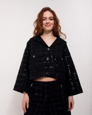 Sadie Soverall Instagram - Thank you for having me @1883magazine ! 🧃

Some photos by the wonderfully talented @jemimashoots ! ( and some behind the scenes :) 
Chatting with the lovely @tillyontelly 🧡
Hair: @naradkutowaroo 
Makeup:  @joeyjoeychoy 
Styling:  @annahcstyle 
Styling assistant: @kselbygreen 
Photography Assistant : Lee Furnival 
Wearing :  @chanelofficial @celine @dior @miumiu
@philosophyofficial 

Thank you thank you!

And thanks a million  @personalpruk 🧡
