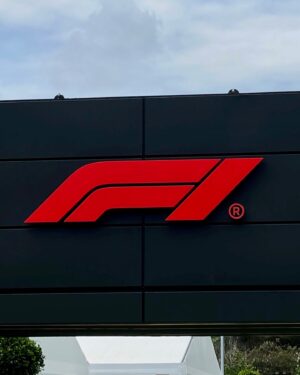 Sadri Skander Instagram - F1 in Barcelona with Shell 🏁✨🏆 Scuderia Ferrari 🐎