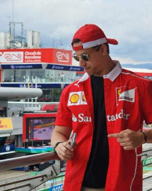 Sadri Skander Instagram - F1 in Barcelona with Shell 🏁✨🏆 Scuderia Ferrari 🐎
