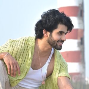 Sai Ronak Instagram - In the moment with the waves..
P.c : @suryatumarada_143