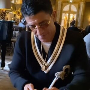 Saïd Taghmaoui Instagram - De La Haine à Hollywood 
disponible dans toutes les bonnes librairies 
Et sur toute
les plates-formes de vente en ligne 
la Fnac, Amazon  etc.