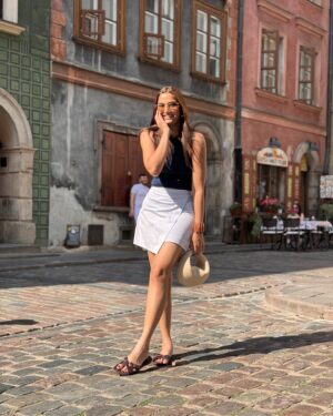Saiee Manjrekar Instagram - war-saw the most beautiful city 🫶🏻