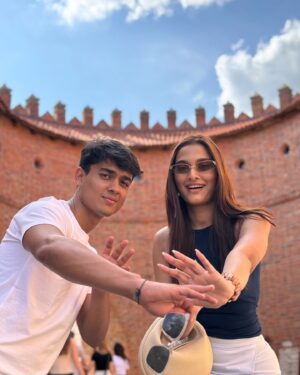 Saiee Manjrekar Instagram - war-saw the most beautiful city 🫶🏻