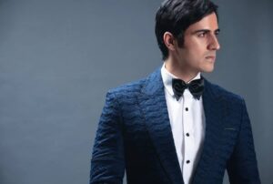 Sajjad Delafrooz Instagram - Thank you everyone for warm birthday messages and calls and sorry couldn't reply to everyone of you... 
Love you all..
.
.
👔 @varoinmarwah
📷 @adnanhanifphotography
studio:  @icon_art_production
.
#SajjadDelafrooz
#india #mumbai #Bollywood #birthday #thankyou