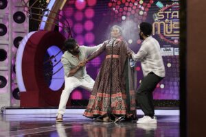 Salma Arun Instagram - Catch us on Start music season 5
On Sunday @8 pm 
30th June 

#startmusic #vijaytelevision #siragadikkaaasai #sateam
