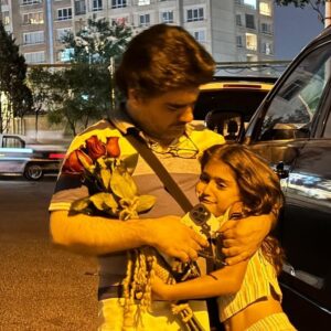 Saman Ehteshami Instagram - بهترین حال جهان رو باهاتون تقسیم میکنم
همین.
@abikhanum