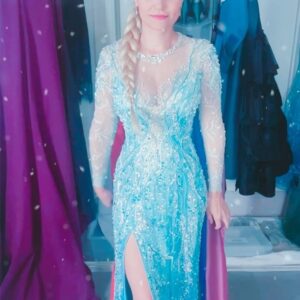 Samantha Barks Instagram - Happy Pride everyone ❤️🏳️‍🌈 

Last night was such a special evening!! Thank you so much for being such an incredible audience!! 🫶

📸 - @miagaywood  @frozenlondon ❄️