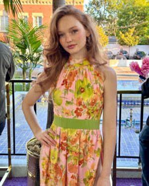 Samantha Cormier Instagram - last night at the premiere for Hotel Cocaine 💝 
#hotelcocaine @mgmplus @hotelcocainemgm