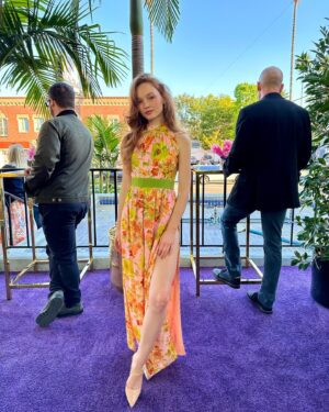 Samantha Cormier Instagram - last night at the premiere for Hotel Cocaine 💝 
#hotelcocaine @mgmplus @hotelcocainemgm