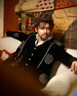 Samarth Jurel Instagram - 💫❤️

.

.

Photographer - @ng_shooter

MUAH - @beautybythebeastt

Stylist @instylewithaditi

Outfit @korabynm

Location @lylabombay X @chromehospitality

Repped by @oceanmediapr

#samarthjurel