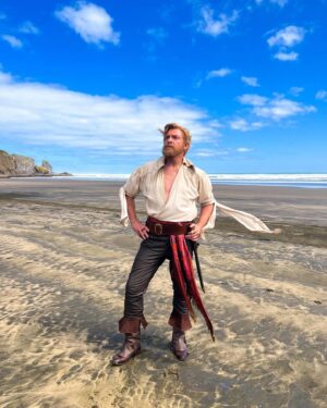 Samba Schutte Instagram - OFMD as PS2 Characters🤣🏴‍☠️ 
#OurFlagMeansDeath #ofmdseason2 #ofmd
