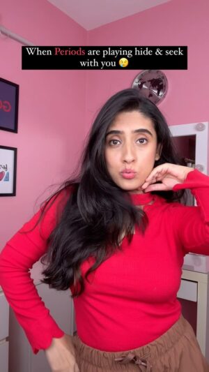 Sameeksha Sud Instagram - Sahi kaha na..?? 😂 

#relatable #comedy 

[Transition, Comedy, Periods, Relatable]

Ps- batao puri reel baane mai kithna time laga ?? 😜