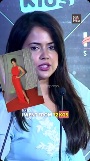 Sameera Reddy Instagram - It took me 1 year to admit I had a problem . I wasn’t even aware what was happening to me. 4 years ago I stood up on this stage and I spoke publicly about it. And it not only healed me but also made me realise how many women suffer silently . It’s ok to ask for help. It’s a good thing. Especially at a time when the body is going through so many hormonal changes and we are expected to keep up with it all. Motherhood is beautiful but it’s also challenging. #postpartum #depression is real . Let’s talk about it. ❤️‍🩹
#throwback @kidsstoppress @mansi.zaveri  @vidushiarora March 2020