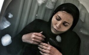 Samira Hosseini Instagram - #سریال_عقرب_عاشق #حسین_سهیلی_زاده #رضامحقق #سمیراحسینی #نمایش_خانگی #نماوا 
Photos: @mimrad9 ✨