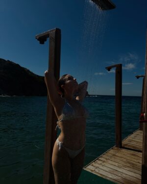 Samira Schoffel Instagram - Deniz sana fısıldasın. 🌊🌬️