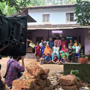 Samuel Abiola Robinson Instagram - Scene 17 take One and ACTION!!! 😊 @sudanifromnigeria #TBT