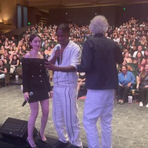 Samuel Arnold Instagram - About last night 🎬: hosting two @emilyinparis fan screenings at @netflix’s #EgyptianTheatre and surprising the crowd with the ultimate trio: @lilyjcollins @brunogouery @superssama, who brought all their energy, love, and then some after a whirlwind week of press commitments and more. (Btw, if you were there, tag yourself in these photos!) And a VERY Special thank you to @allisonrmcmanus @irishpadilla sosigale @_taydiaz for making it happen, and @brettlevine.jpg @marinabeezus for making it work so seamlessly. Appreciate you all so much! #emilyinparis s4 part 1 is now streaming, and it’s fantastic! 🇫🇷🥐🧀🍷🥖👩‍🎨