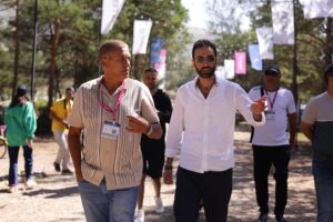 Samy Naceri Instagram - We are happy to share some photos of @samynacerioff , the legendary star of “Taxi,” at the Sevan EV Rally! 🚖📸

As our esteemed guest, Samy actively participated from the beginning and had the honor of awarding medals to the winners. 🥇

A special thank you to our General Partner, @gtbholdings , for making this incredible experience possible. 🤝 

Stay tuned for more exciting updates from the event! 🚀

#SevanEVRally2024 #EVRally #rally #SeasideStartupSummit #Sevan24