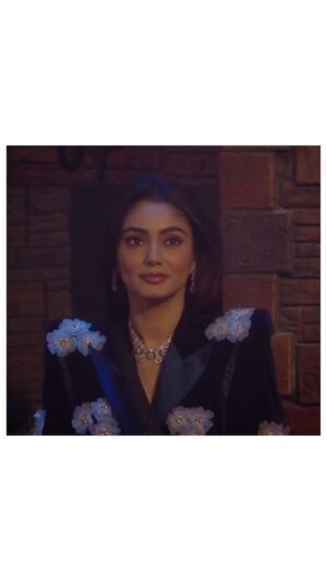 Sana Makbul Instagram - As this journey in the #biggbossott3 house commences, our #DivaSana chooses to let free all the emotions and dance her out.🫶🏻❤️

Don’t forget to vote for #SanaMakbul! 🏆

Outfit: @ribelle.in
Stylist: @stylebysaachivj
Styling Team: @styledbynikinagda @anshudixit__

#Sanamakbul #Sanainbiggbossott3 #Actress #Divasana #TeamSanamakbul 
#Sanakesitare