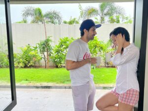 Sanaya Irani Instagram - Just the two of us ❤️❤️
