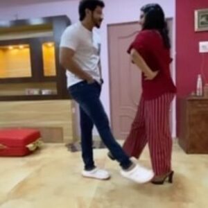 Sandra Babu Instagram - One More blooper from the draft 🤩 #blooper #priyamanathozhi #aadhi #pavi #maduranagarilo #telugu #songs #fun #rehersal #time to