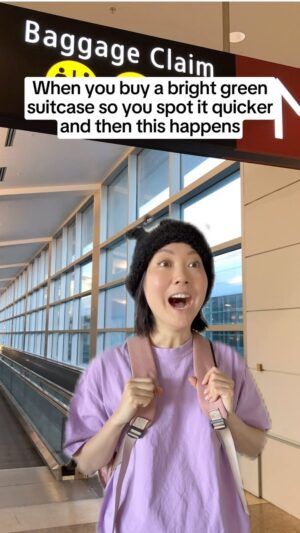 Sandra Kwon Instagram - Worst things always happen at the airport 😭