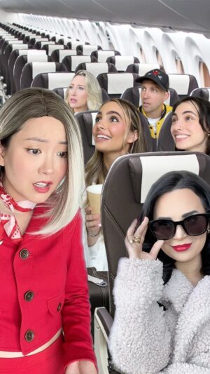 Sandra Kwon Instagram - The best way to end your flight attendant career 🥰