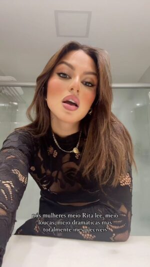 Sandri Oliveira Instagram - 