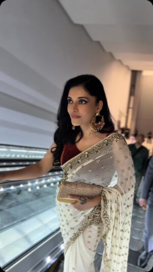 Sangeeta Krishnasamy Instagram - My Aish dolled up for the 7th Golden Global Awards 
-
Beautiful @sangeeta_krishnasamy 
Makeover and styled by @brriyanjohn 
-
#miffest #goldenglobalawards #actress #sangeetakrishnasamy #celebritymakeupartist #brriyanjohn #fyp #beauty #aishwaryarai