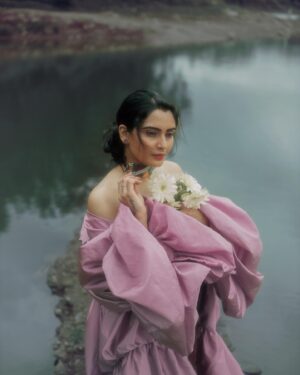 Sangeetha Bhat Instagram - A Daydream ✨
•
•
Concept & Styling @nikithakrofficial 
Muse @sangeetha_bhat 
MUA @makeup_by_nethraraajesh 
Outfit @elarniofficial 
Photographer @summi_bharadwaj 
.
#dreamy #protrait #sony #photography#igreach#bluehues #pinks#colours#nature#fashionphotography #instagood #bangalorephotography