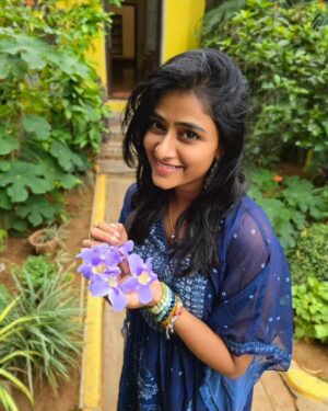 Sangeetha Sringeri Instagram - 🌸🌼
P.c @iam__suchi