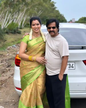 Sangeetha V Instagram - A divine trip for aadi 18 with my hubby @redin_kingsley 😍😻.

Costume : @wardrobe_by_anjali
Jewelry : @kabijewellery