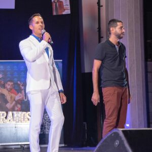 Santiago Lagoá Instagram - Parabéns pelos 10 anos de carreira @jpramos.comedy 🌟
A Madeira compareceu em massa e bateu palmas 👏🏻👏🏻👏🏻
Que possa estar sempre presente nestes momentos e obrigado por dares a conhecer a ilha aqui a este cubano do Continente!
.
#parabens #comédia #jpramos 
#madeira