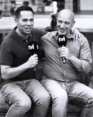 Santiago Lagoá Instagram - Meu querido Nuno obrigado por sempre te lembrares e preocupares comigo !!! Tu eras assim , de uma generosidade imensa que marcou todos os que tiveram a sorte de te conhecer!
Espero que todos te lembrem como um Homem grande da televisão , o teu grande amor que muitas partidas te pregou.  Cresci a admirar-te e tive a sorte de te ver voltar ao teu lugar , de partilhar por instantes o palco contigo e por a partir dessa aventura no Gerês ter ganho um amigo! 
Ficou por cumprir o jantar em Lisboa que marcamos há uns meses mas não ficará nunca longe de nós , nem de mim, a lembrança da bondade de um homem que só queria ver os outros felizes! 
Um abraço sentido à tua família e um até sempre meu querido 🤍
