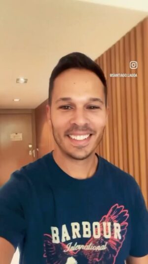 Santiago Lagoá Instagram - Obrigado por fazeres parte do meu ano ❤️🌟
Thank you 2022 🙏🏼