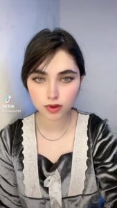 Actress Sara Aws HD Photos and Wallpapers September 2024