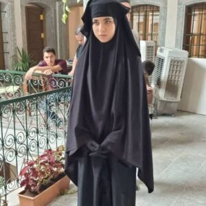 Sara Aws Instagram - اليوم كانت اخر حلقة الي ابمسلسل #ليلة_السقوط  شكرا دكتور @qaesyare  على اختياره الي حتى اقدم هذا الدور الي خلاني اعيش حياة الطفلة سماهر رحمه الله على روحها الطاهرة هي وكل البنات الازيديات في محافظه الموصل وإن شآء الله كنت كد هذا المسؤلية وقدمت الدور اباحسن صورة شكرا للي رشحني للدور @actress_alaa_hussein وشكرا لكل كادر العمل من مخرج @nagytohmy ومصورين وهندسة صوت وازياء وكل كادر العمل  شكرا شركة بلا حدود وشكرا للاستاذ محمد عشوب ويارب نلت رضاكم يا احلى اهل بلدنيا